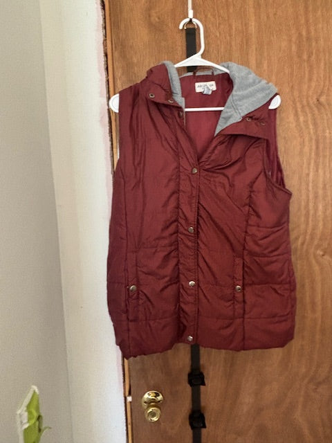 Maroon & Gray Hooded Vest with Zip & Buttons - Large